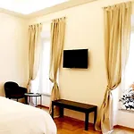 Domo Guesthouse