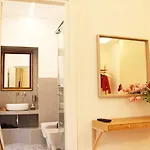 Domo Guesthouse