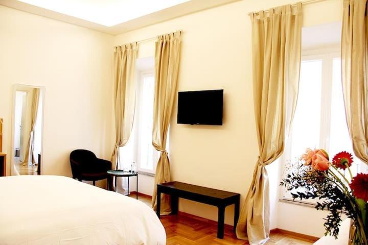 Domo Guesthouse *